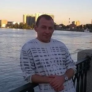 Sergei , 45 лет